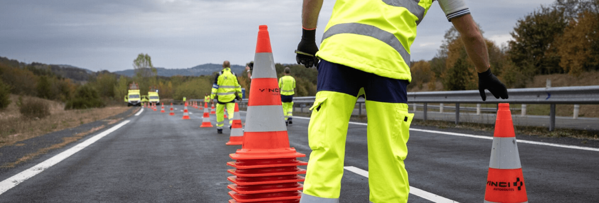 Pose et dépose de la signalisation temporaire de chantier