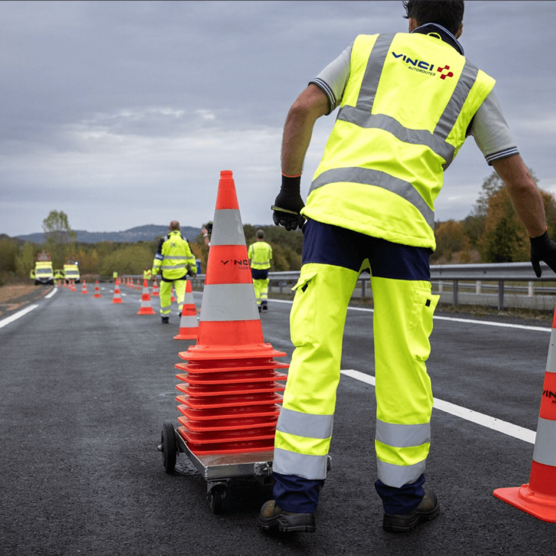 Pose et dépose de la signalisation temporaire de chantier